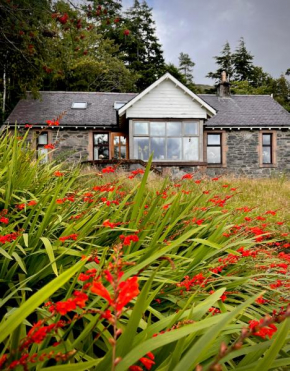 Cosy Bunk Room in Ivy Cottage, Knoydart